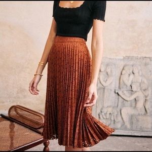💛SOLD💛sezane dino skirt